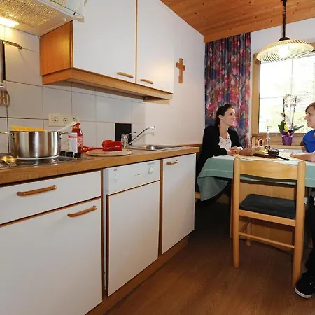 Alexandra In Apartman *